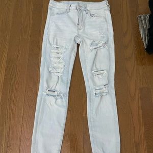 Ripped American Eagle Skinny Jeans